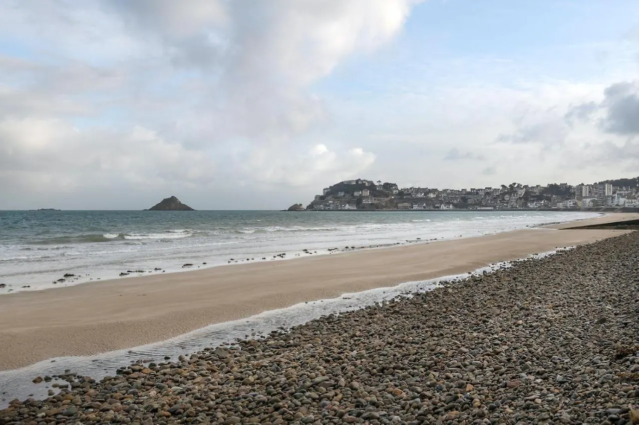 50M De La Plage, Bel Appartement Pour 4 Pleneuf-Val-Andre 0*,  France